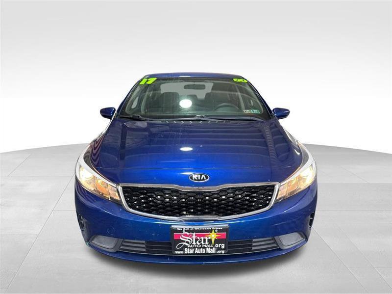 Used 2017 Kia Forte LX w/ LX Popular Package FWD image 2