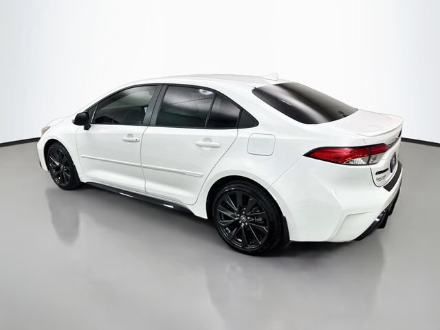Used 2024 Toyota Corolla SE FWD image 5