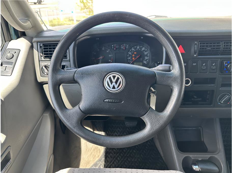 Used 2003 Volkswagen Eurovan MV FWD image 20