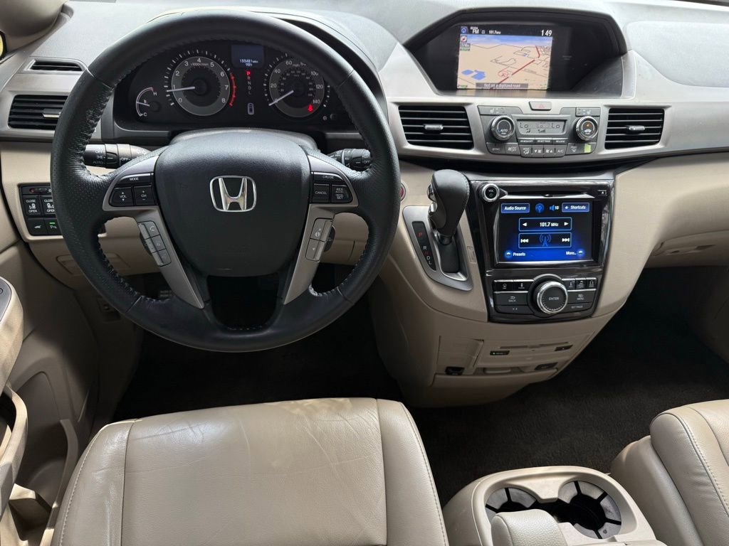 Used 2016 Honda Odyssey Touring Elite image 10