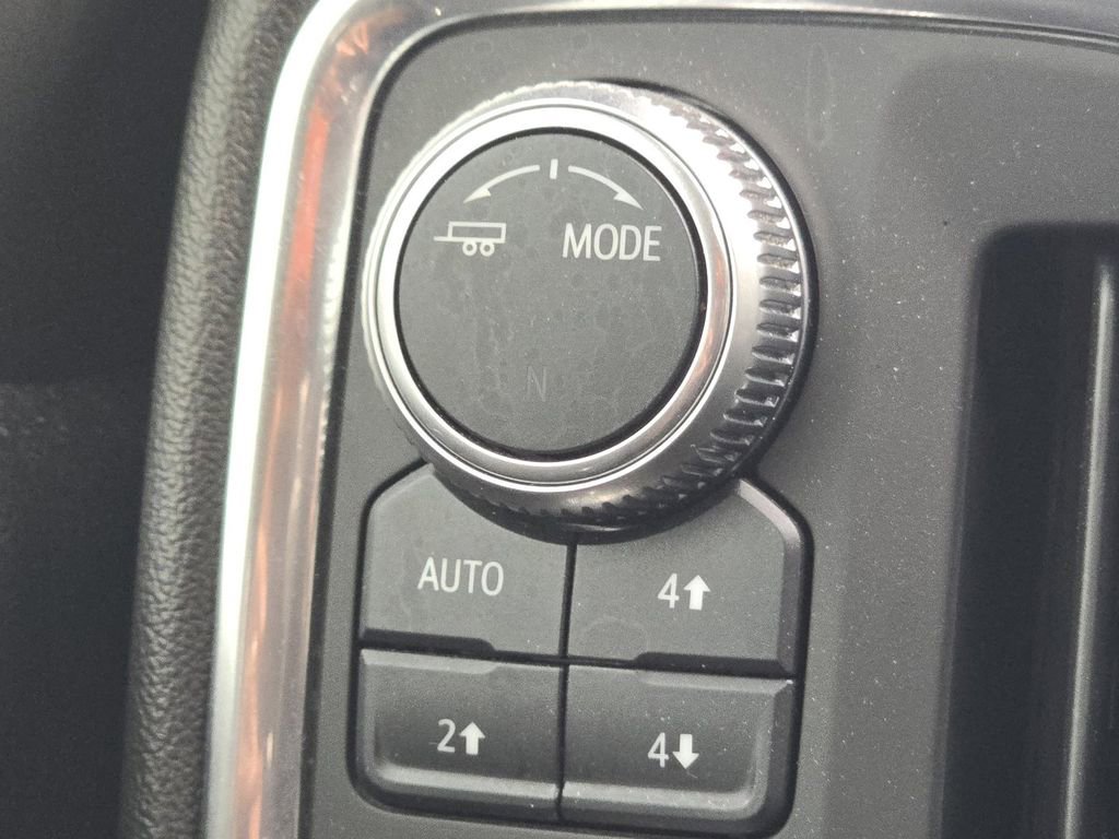 Used 2020 GMC Sierra 1500 SLT w/ SLT Premium Package AWD/4WD image 33