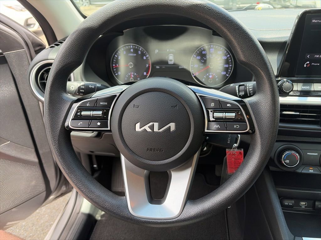Used 2024 Kia Forte LXS w/ LXS Technology Package FWD image 11