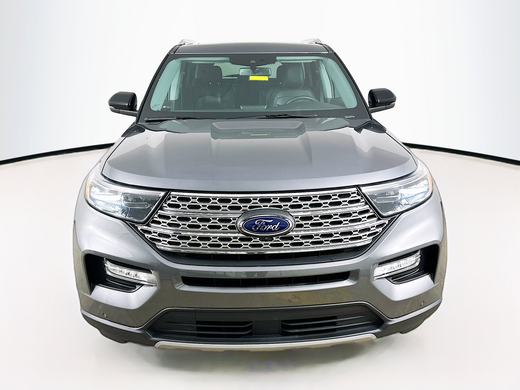 Used 2021 Ford Explorer Limited w/ Equipment Group 301A image 2