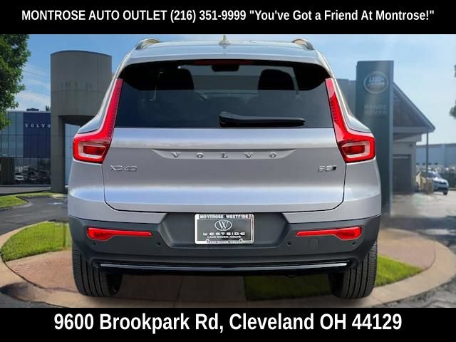 New 2026 Volvo XC40 B5 Plus w/ Protection Package Premier AWD/4WD image 6