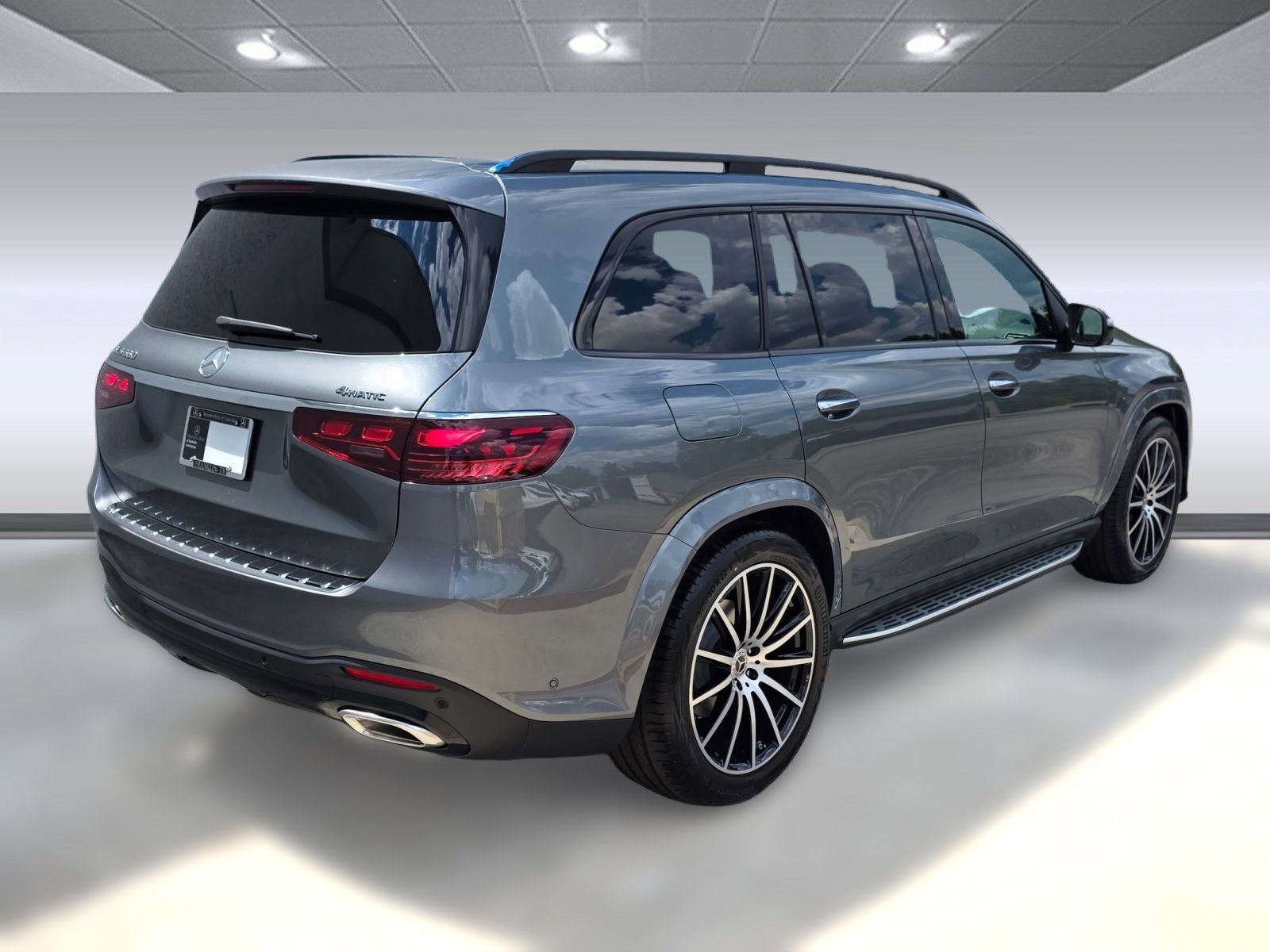New 2026 Mercedes-Benz GLS 580 4MATIC image 7
