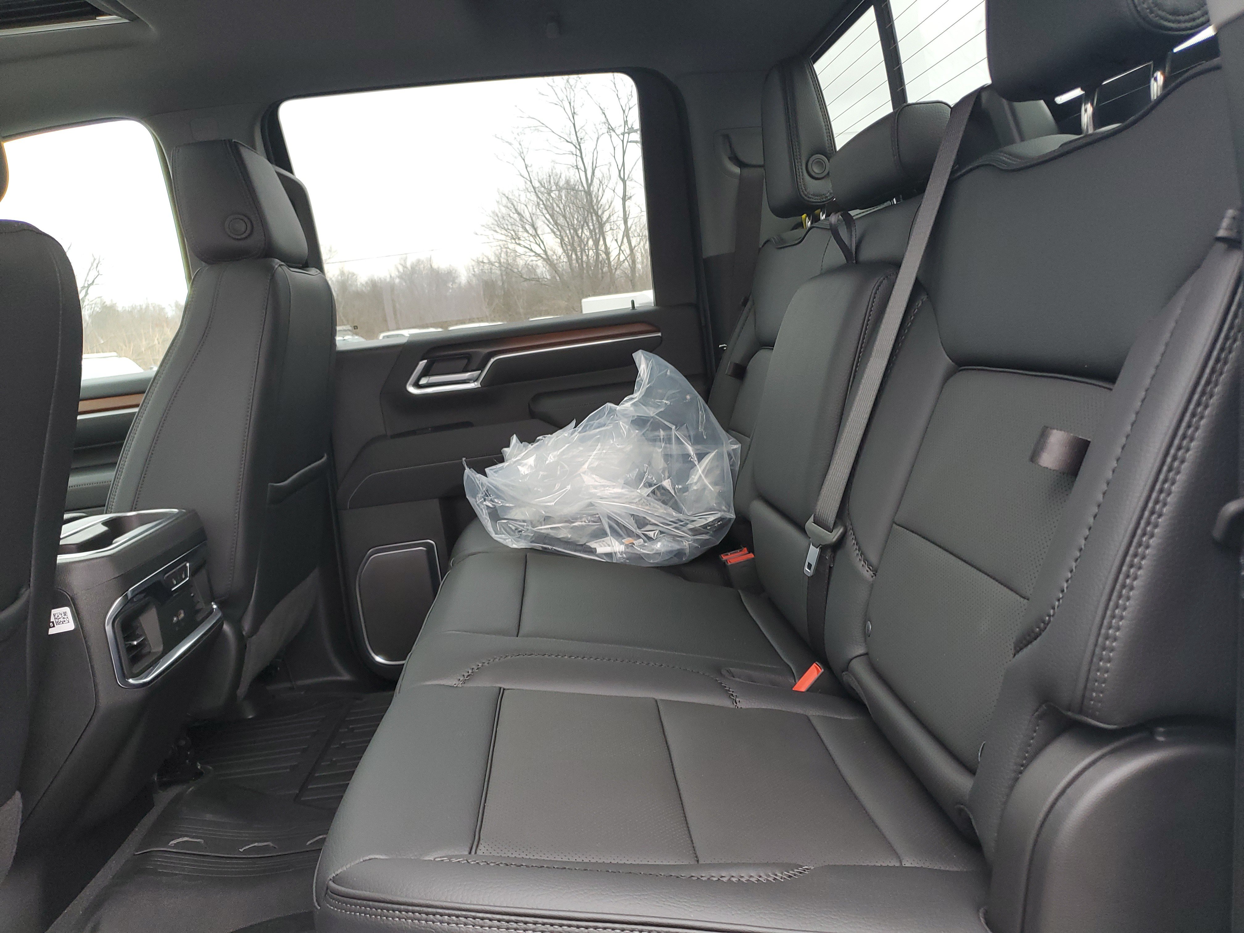 New 2026 GMC Sierra 2500 Denali w/ Denali Reserve Package AWD/4WD image 28