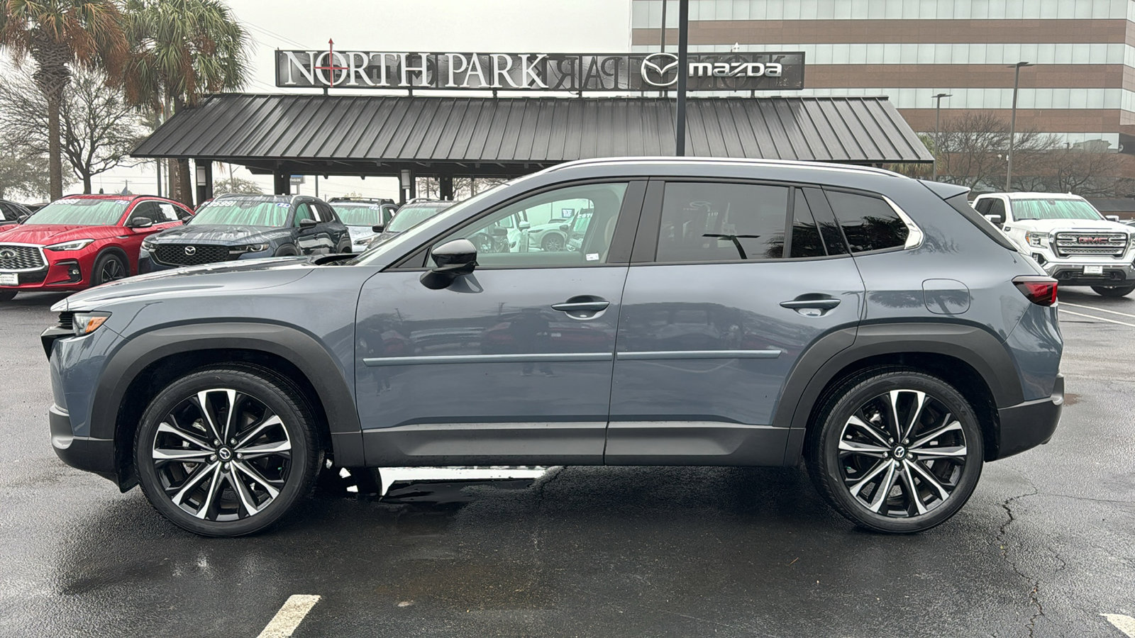 Certified 2025 MAZDA CX-50 2.5 Turbo w/ Weather Package image 5