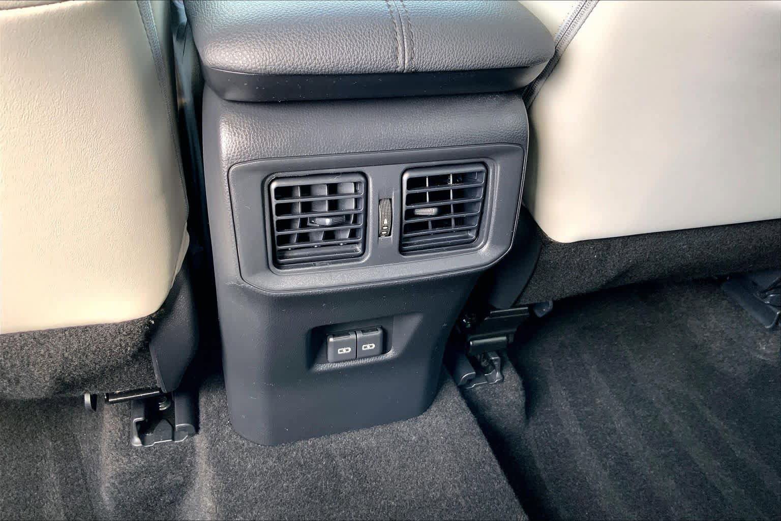 Used 2023 Toyota RAV4 Limited AWD/4WD image 70