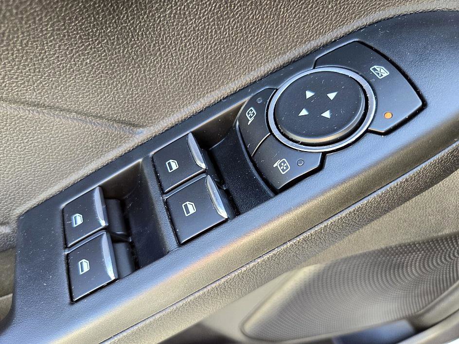 Certified 2022 Ford Escape SEL w/ Technology Package image 30