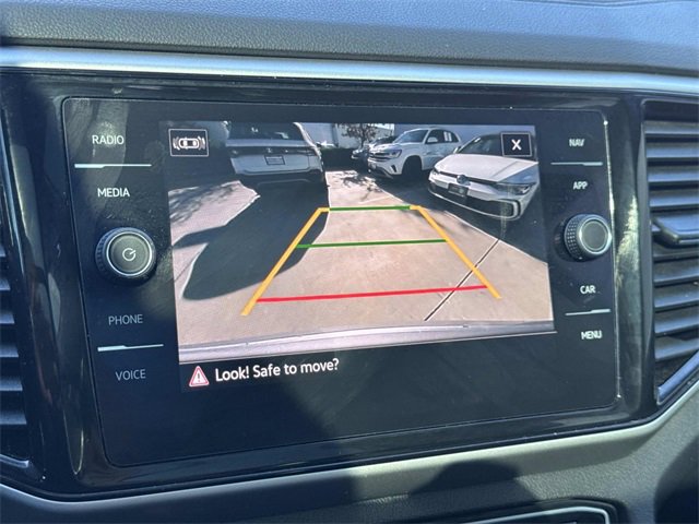 Certified 2022 Volkswagen Atlas Cross Sport SEL R-Line image 25