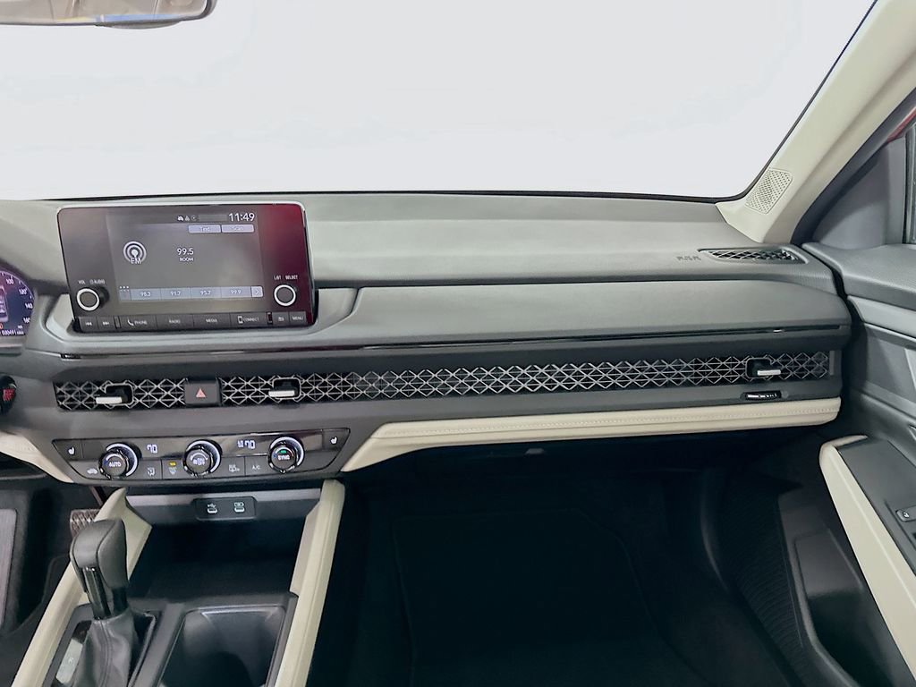 Certified 2023 Honda Accord EX image 20