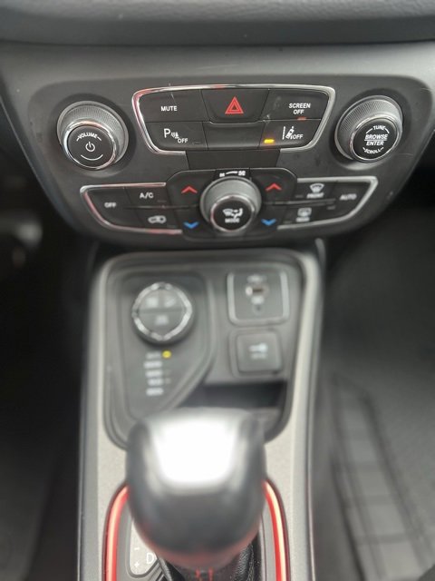 Used 2021 Jeep Compass Trailhawk image 12