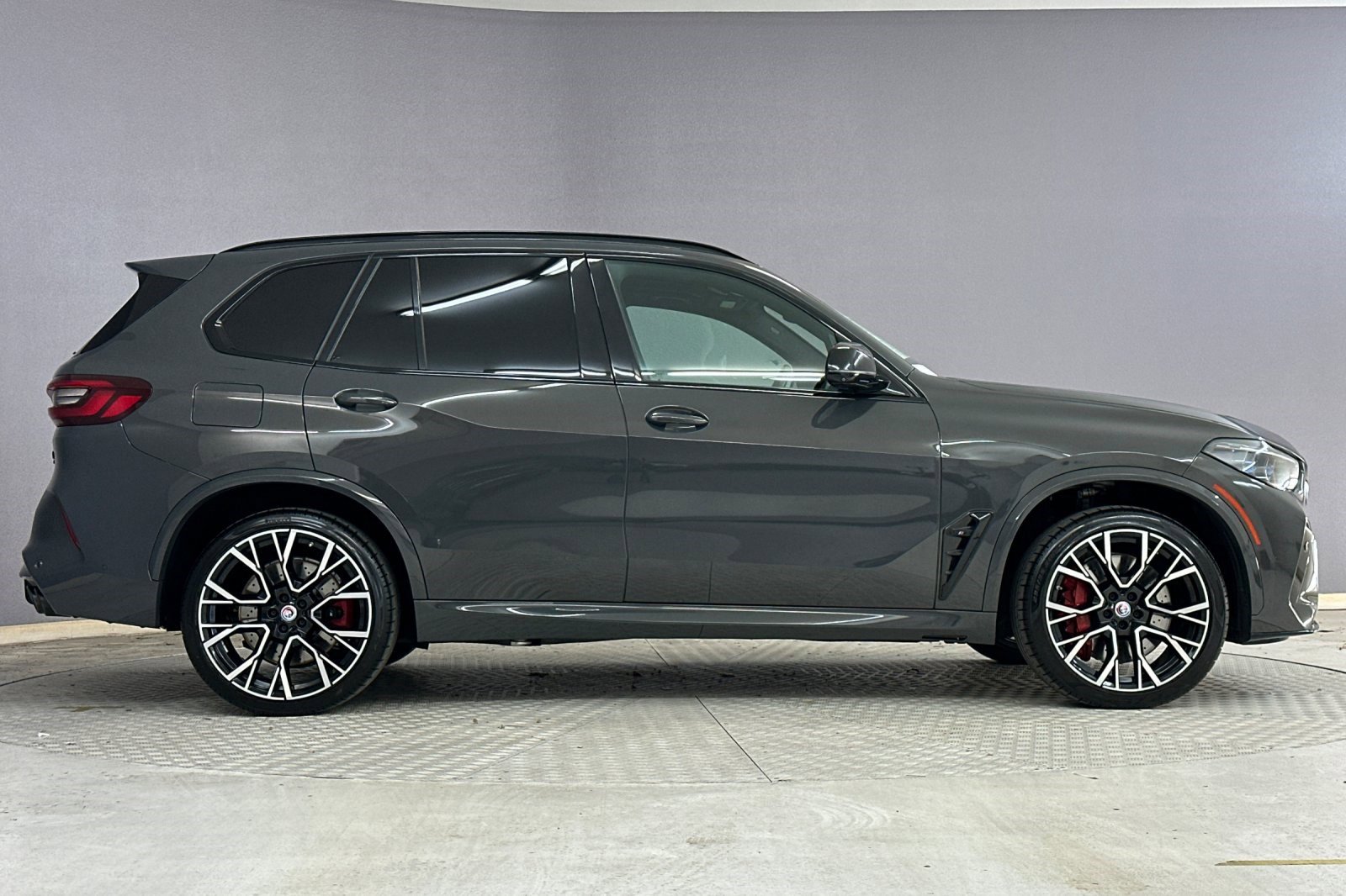 Used 2022 BMW X5 M w/ Competition Package 2 image 7