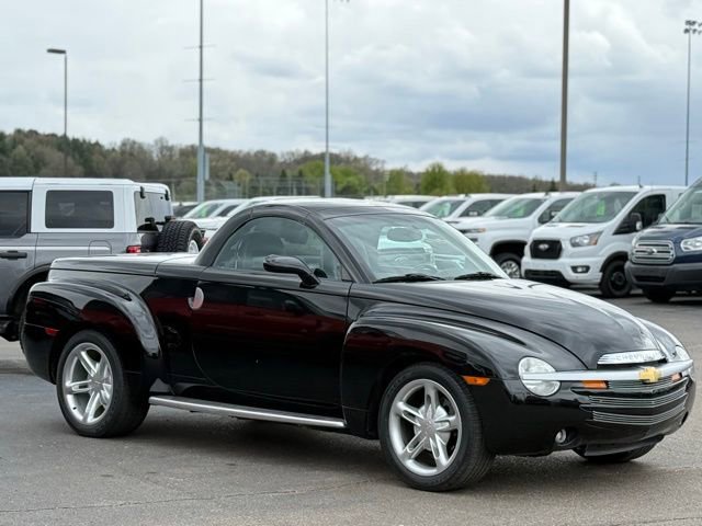Used 2003 Chevrolet SSR w/ Preferred Equipment Group RWD image 36