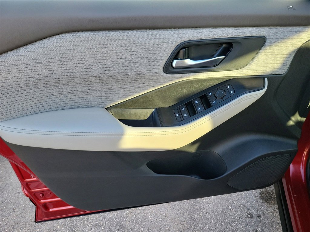 Certified 2023 Nissan Rogue SV image 15