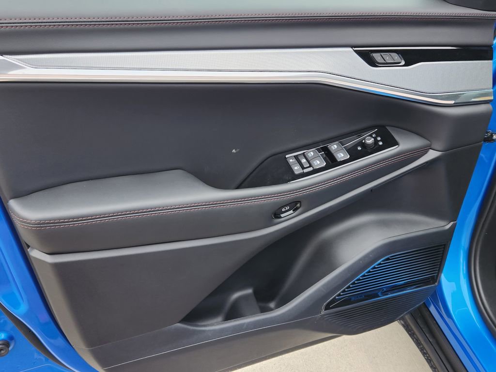 New 2025 Jeep Wagoneer S Launch Edition image 6