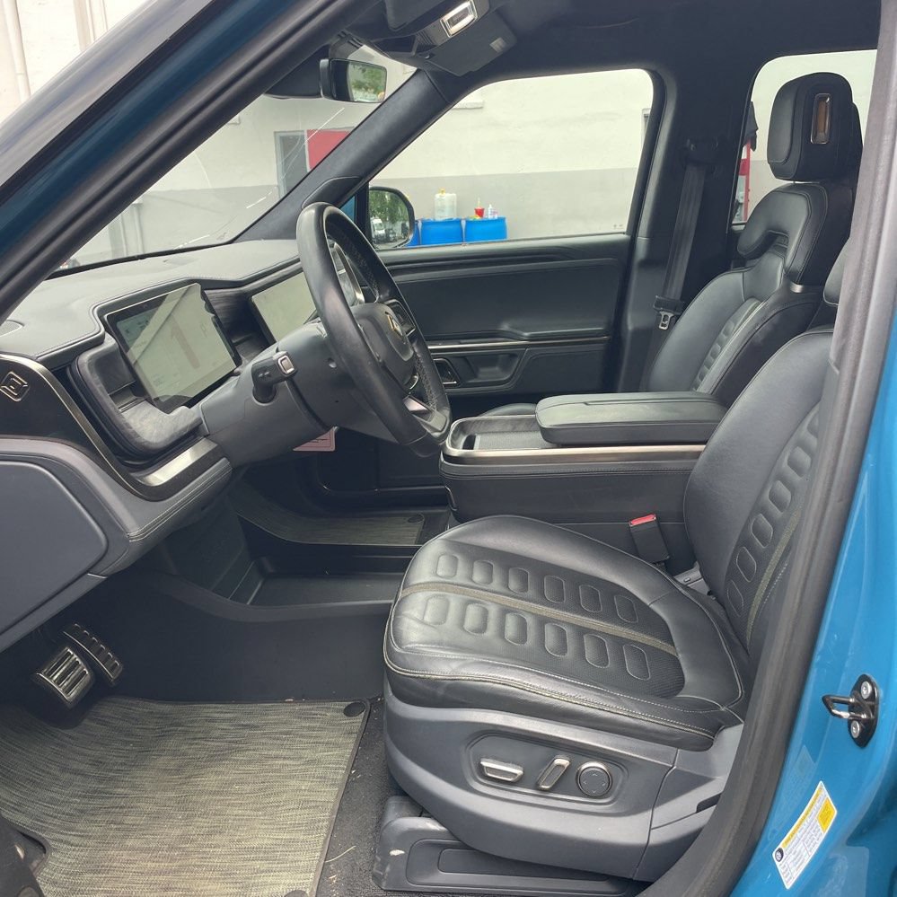 Used 2022 Rivian R1T Launch Edition AWD/4WD image 12