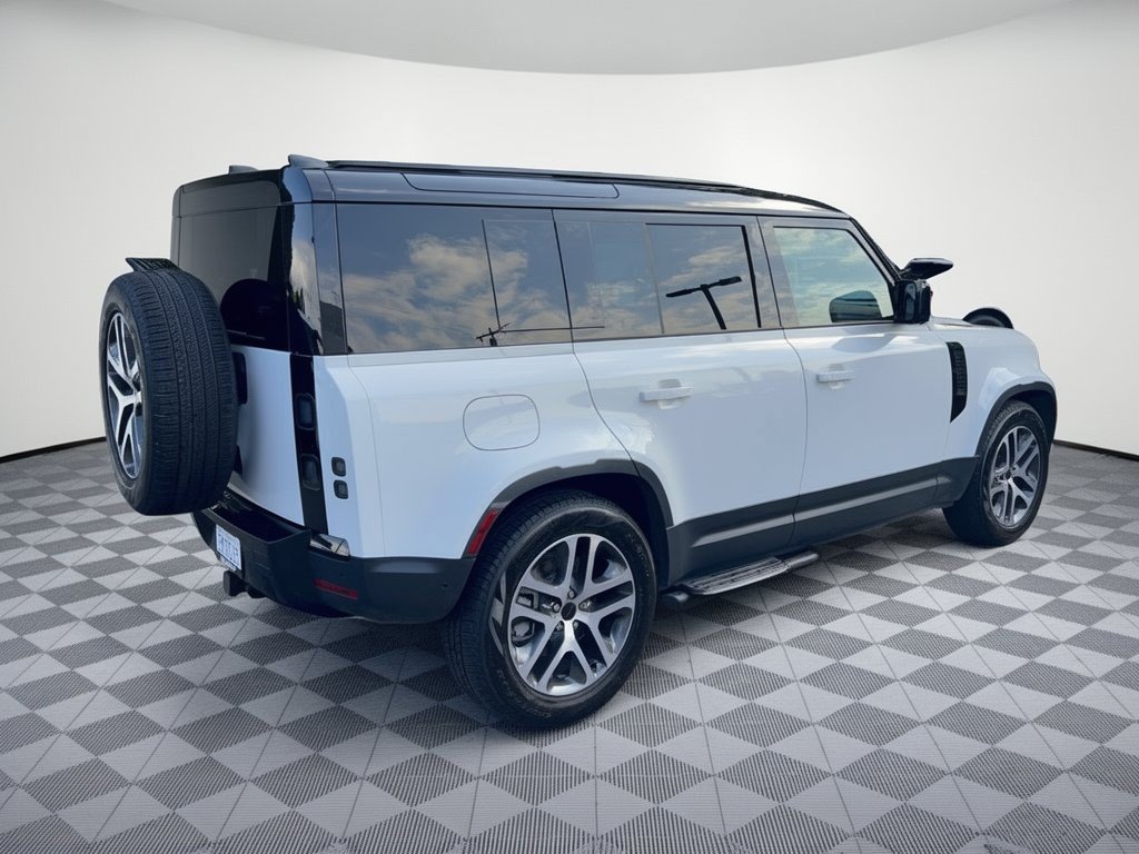 Used 2026 Land Rover Defender 110 S AWD/4WD image 9