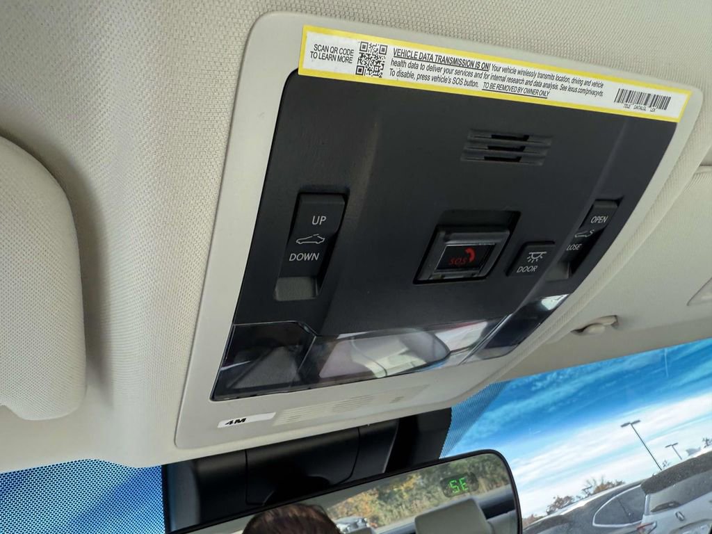 Used 2025 Lexus ES 350 Premium image 24