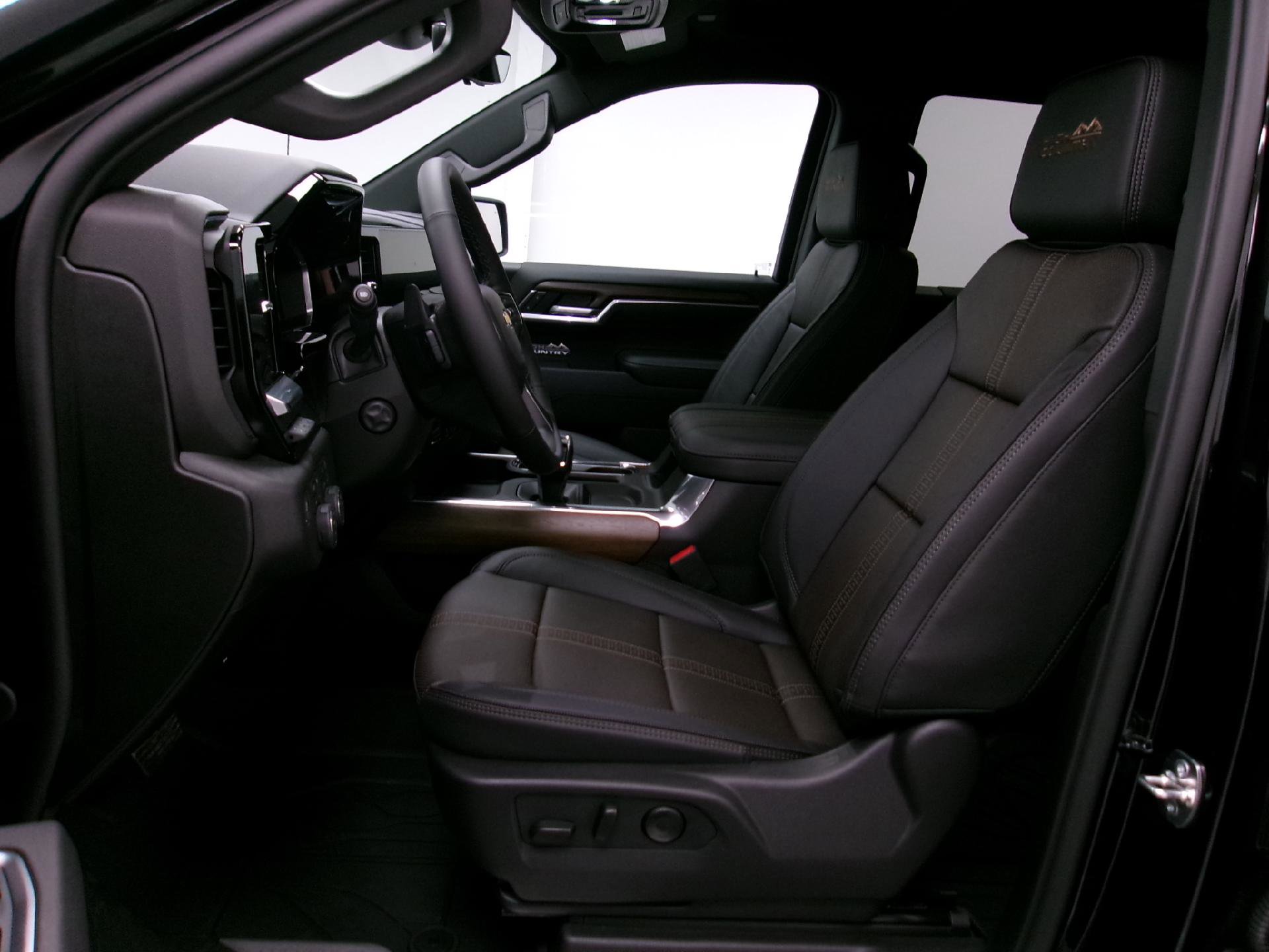 New 2026 Chevrolet Silverado 1500 High Country w/ Technology Package image 9