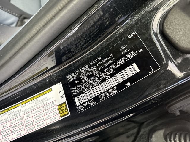 Certified 2025 Lexus RZ 450e w/ Technology Package image 40