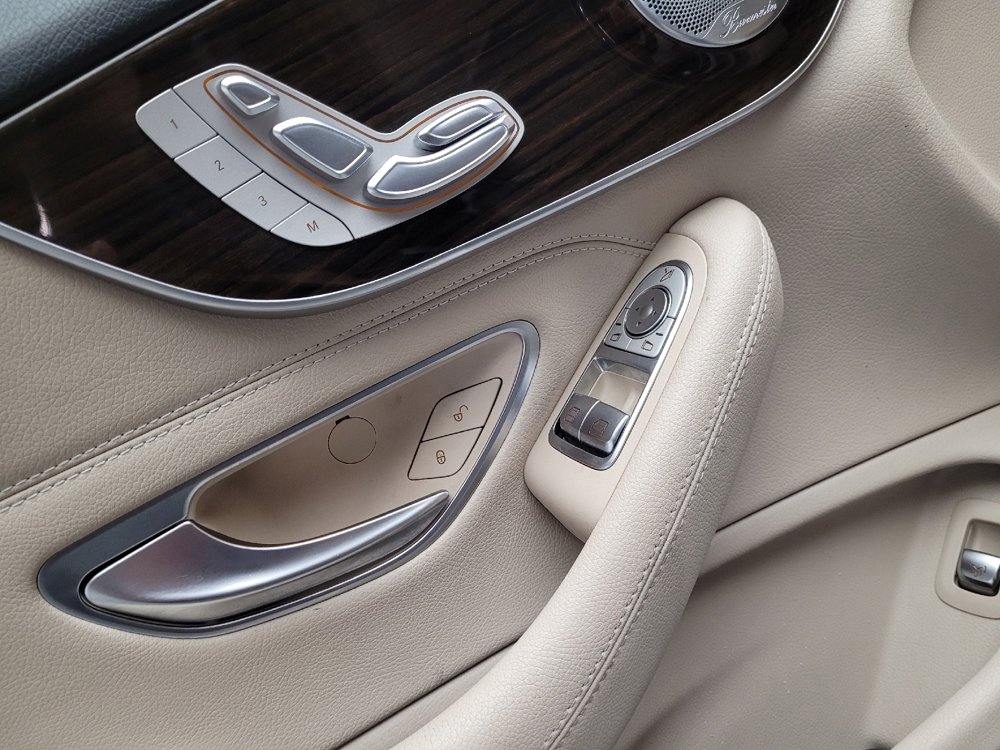 Used 2017 Mercedes-Benz C 300 Coupe image 27
