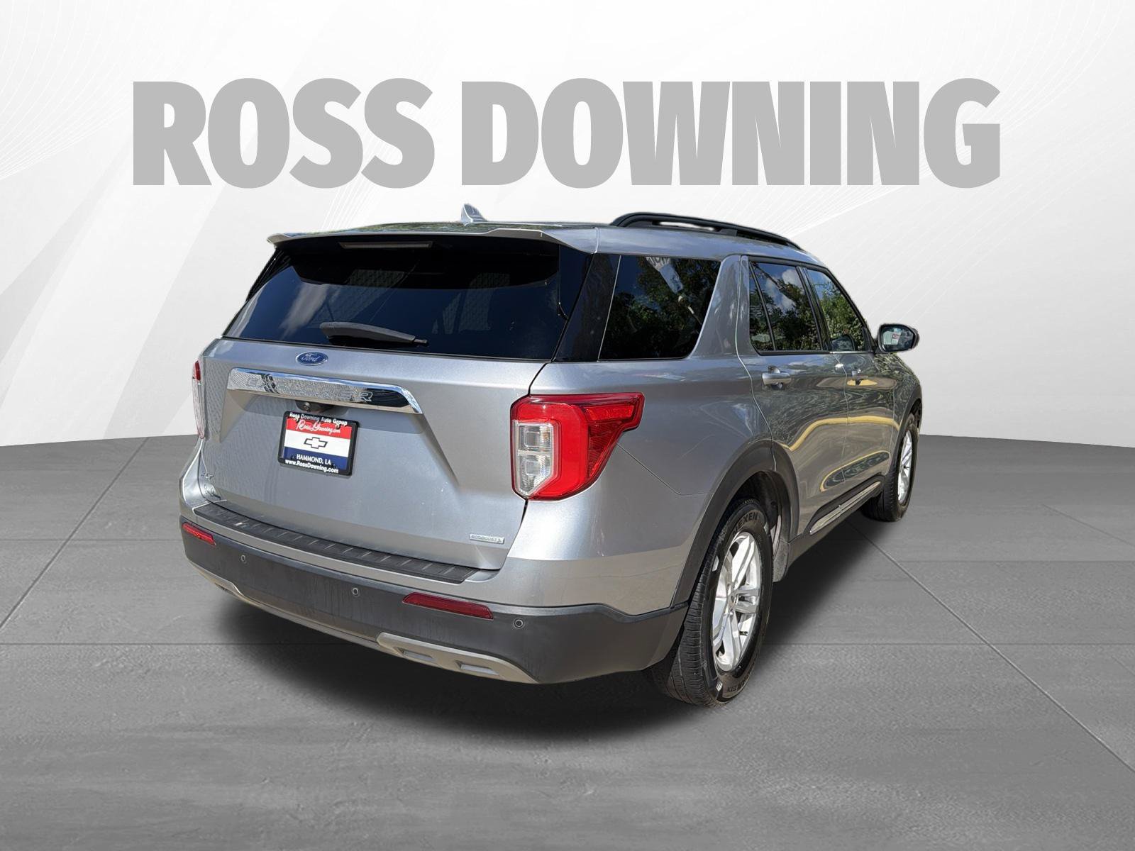 Used 2020 Ford Explorer XLT w/ Equipment Group 202A RWD image 4