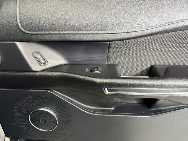 Used 2019 Ford Expedition XL AWD/4WD image 29