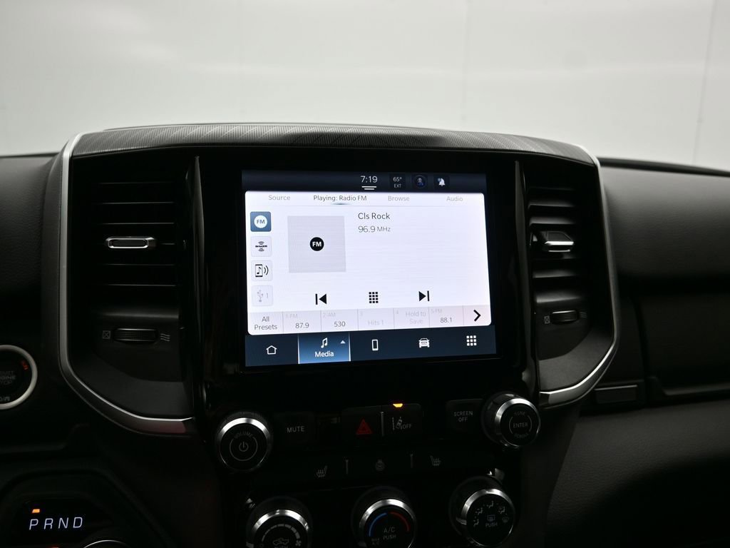 New 2026 RAM 1500 4x4 Crew Cab image 16