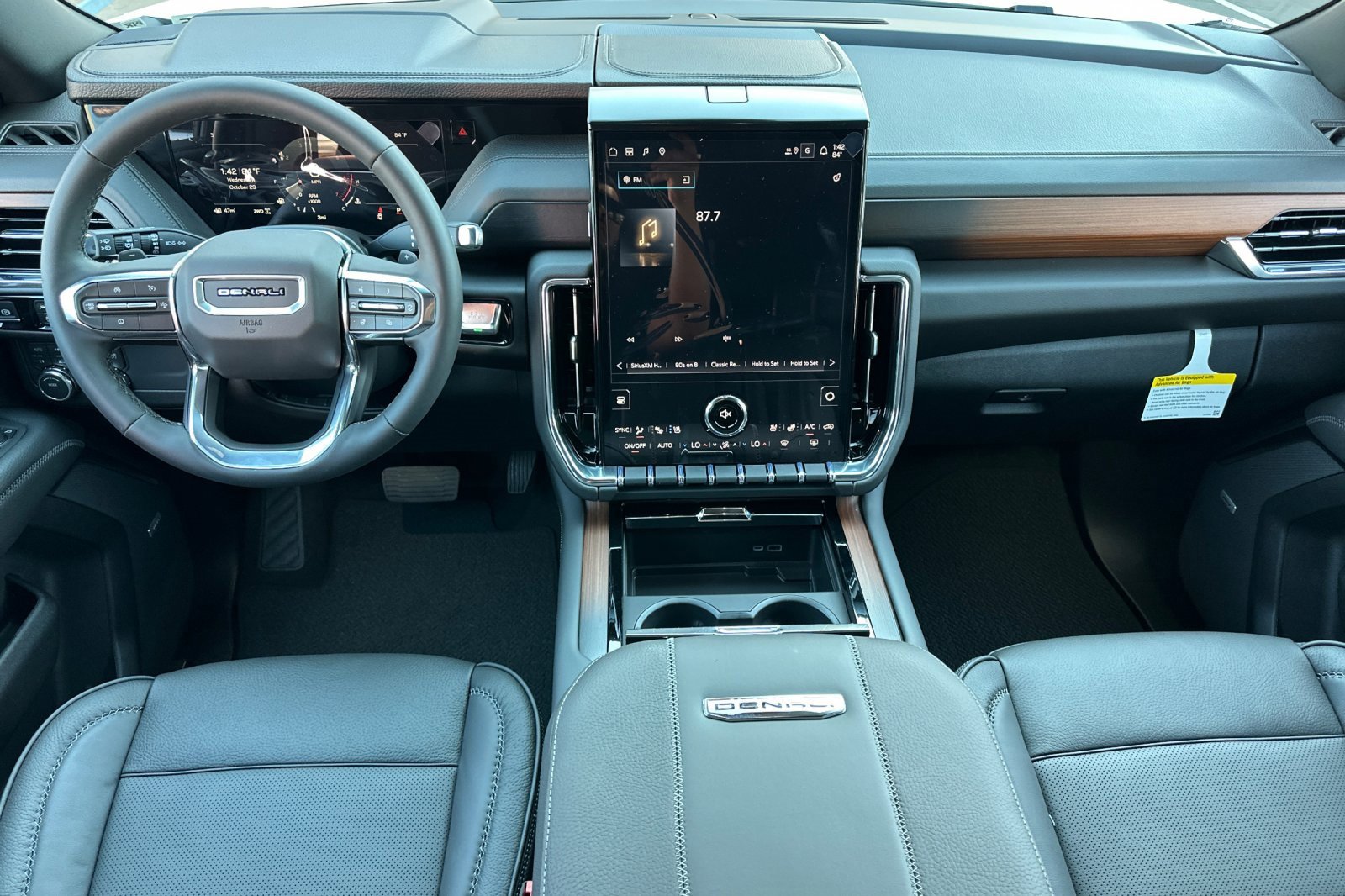 New 2026 GMC Yukon XL Denali image 12