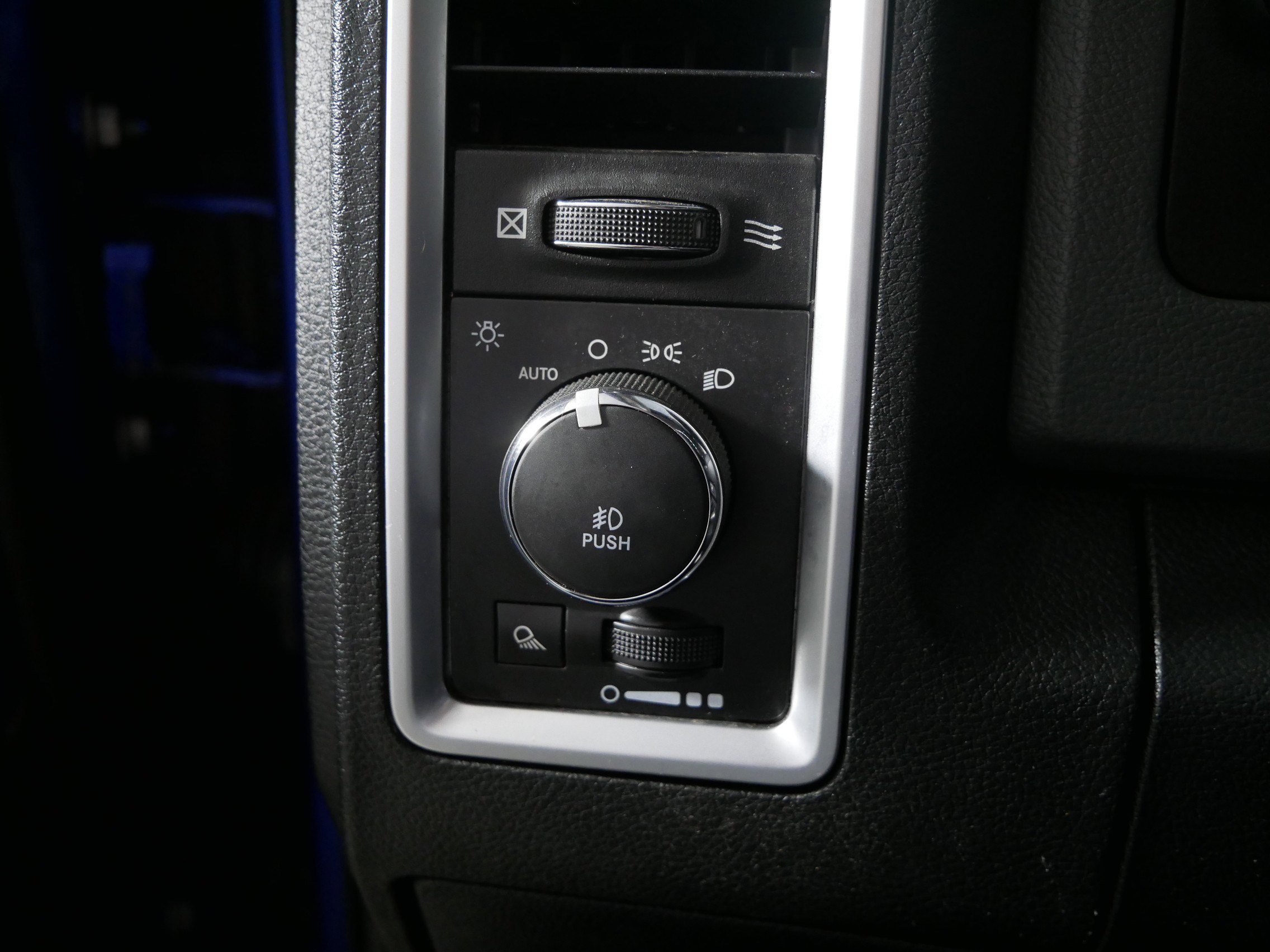 Used 2016 RAM 2500 Big Horn image 26