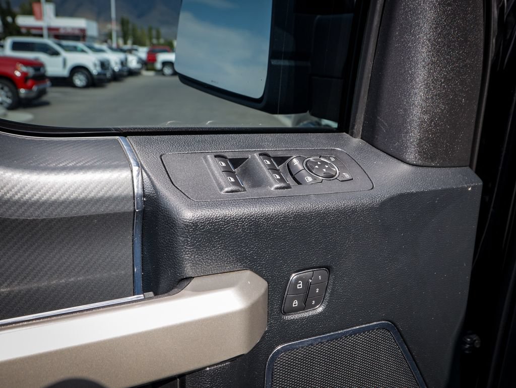 Used 2018 Ford F150 Lariat w/ Equipment Group 502A Luxury AWD/4WD image 17