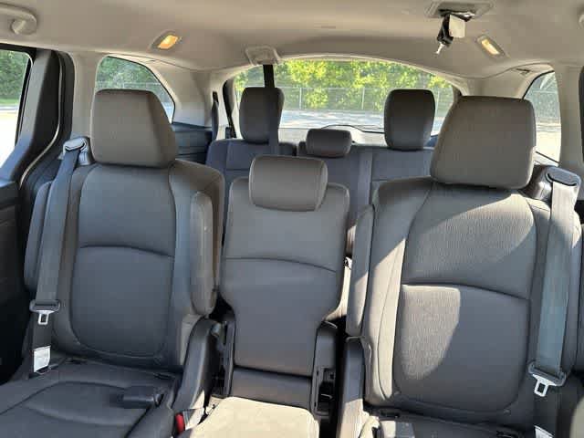 Used 2019 Honda Odyssey EX image 4