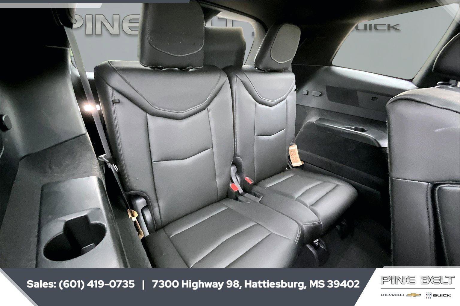 Used 2024 Cadillac XT6 Luxury FWD image 21