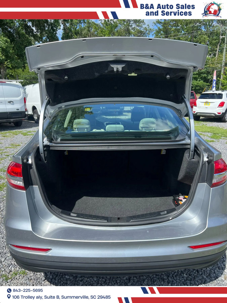 Used 2020 Ford Fusion S image 5