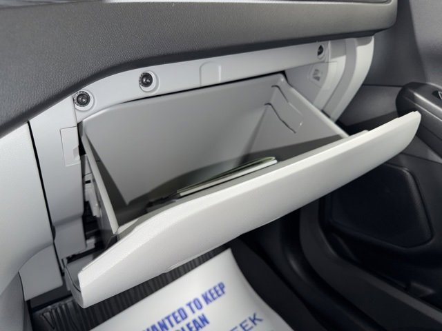 Used 2024 Ford Escape Platinum w/ Premium Technology Package image 30