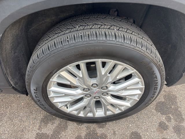 Used 2024 GMC Acadia Elevation w/ Luxury Package image 11