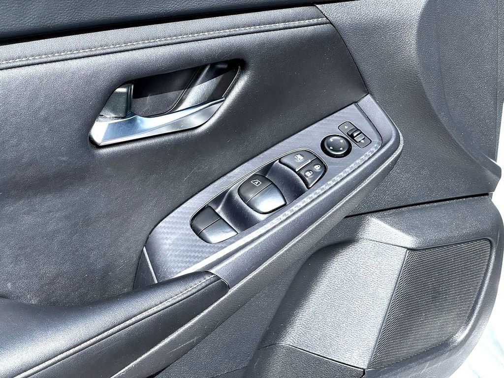 Used 2024 Nissan Sentra SV image 12