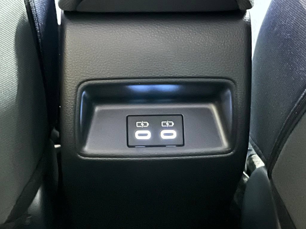 Used 2026 Toyota Corolla LE w/ Carpet Mat Package (TMS) FWD image 9