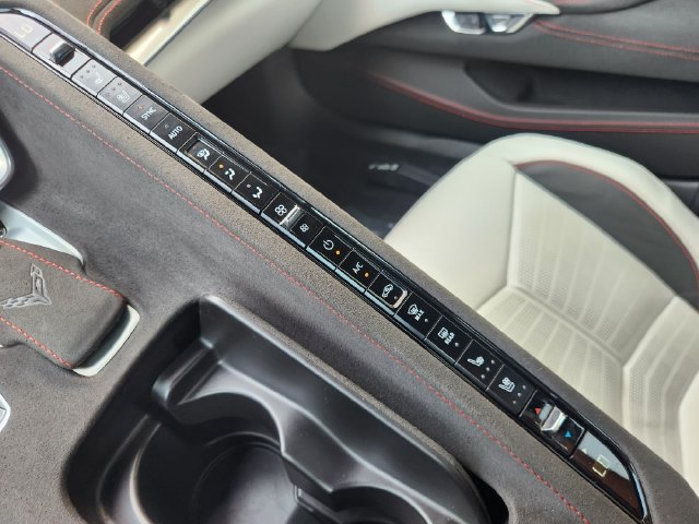 Used 2023 Chevrolet Corvette Stingray Premium Conv w/ Z51 Performance Package RWD image 23