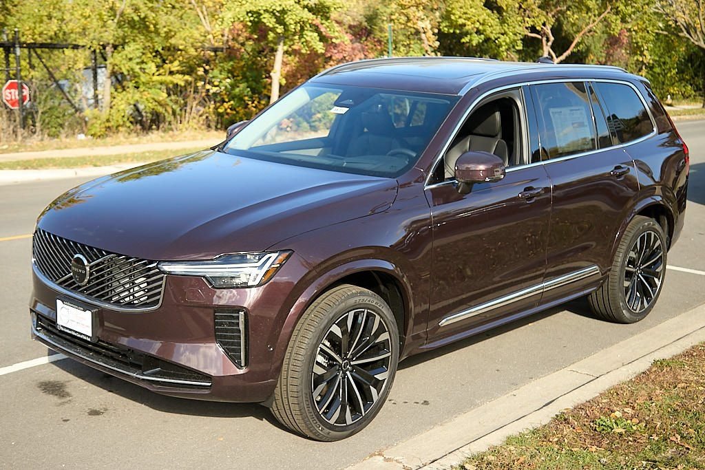 New 2026 Volvo XC90 B5 Ultra w/ Protection Package AWD/4WD image 6
