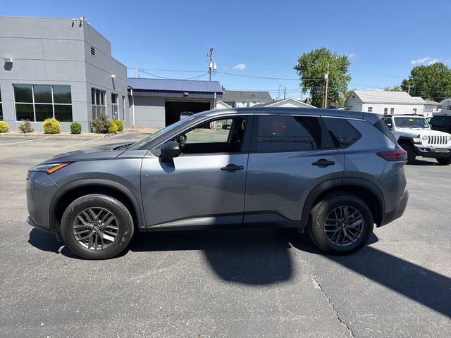 Used 2023 Nissan Rogue S FWD image 8