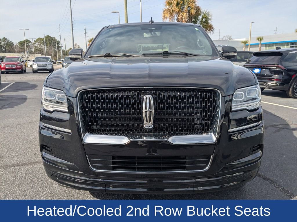 Used 2024 Lincoln Navigator Reserve image 9