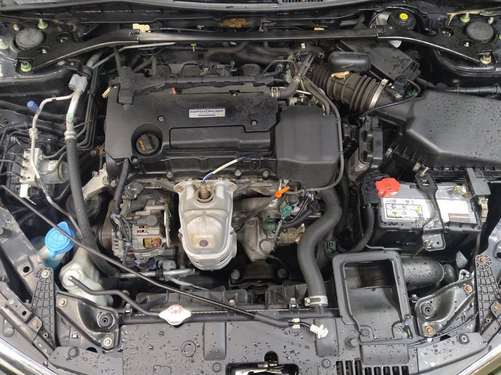 Used 2016 Honda Accord EX image 30