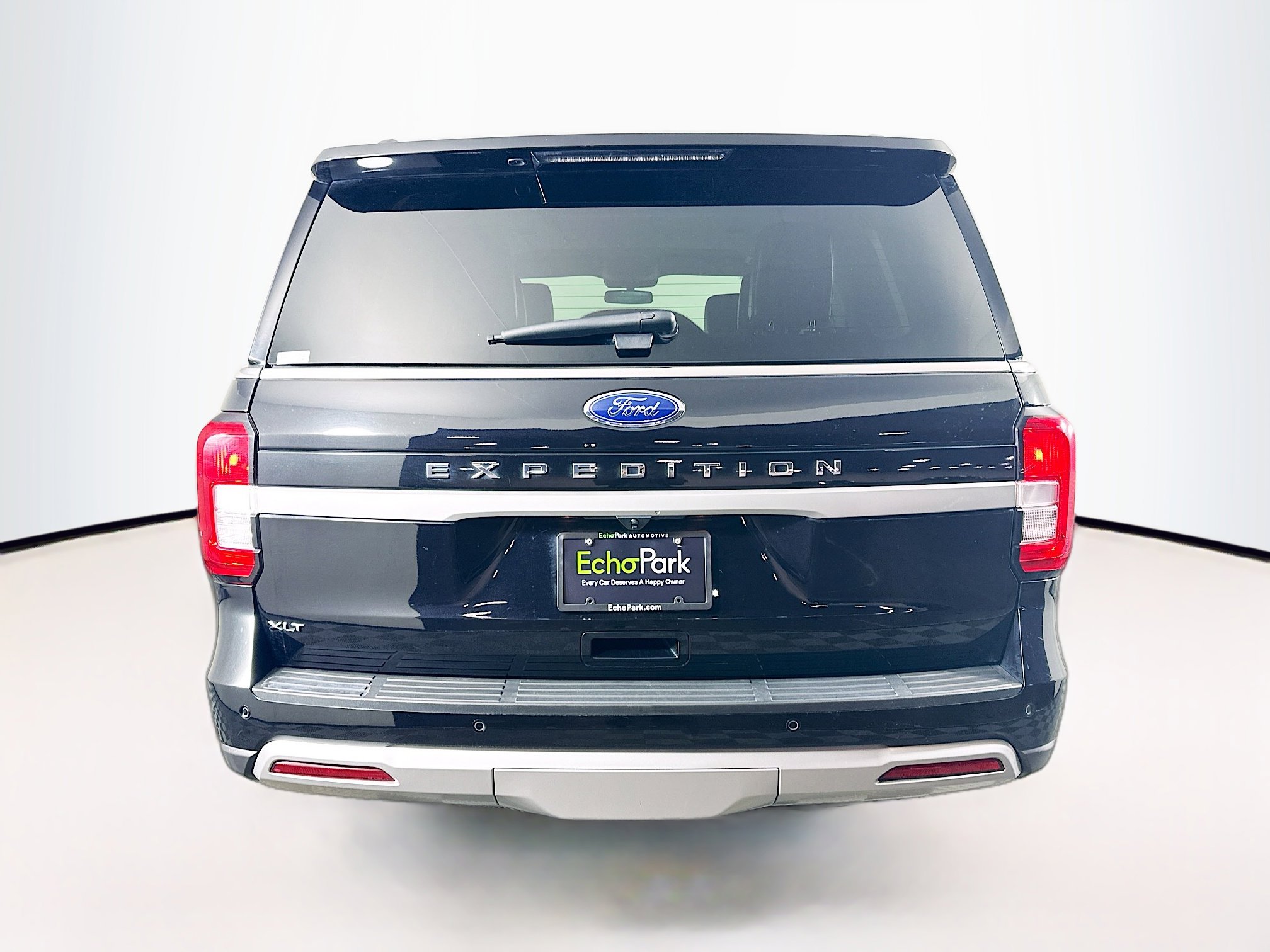 Used 2024 Ford Expedition XLT image 7
