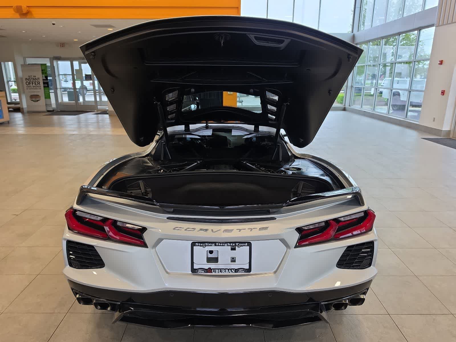 Used 2020 Chevrolet Corvette Stingray Preferred Cpe w/ 2LT Preferred Equipment Group RWD image 39