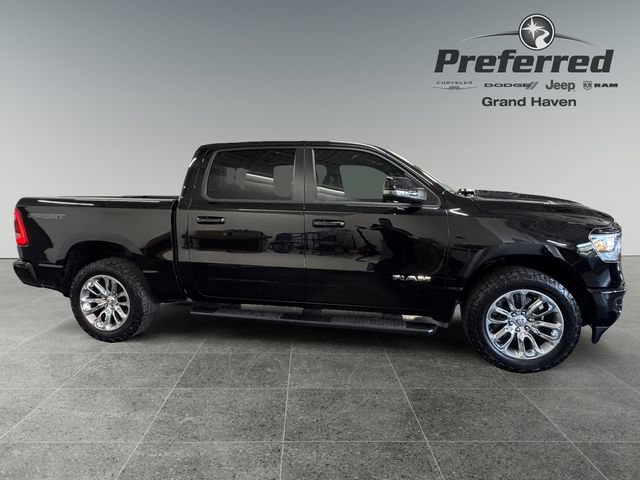 Used 2023 RAM 1500 Laramie AWD/4WD image 9