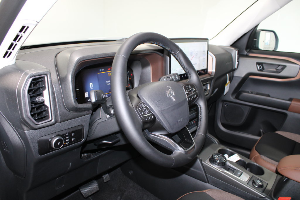 New 2026 Ford Bronco Sport Outer Banks AWD/4WD image 12