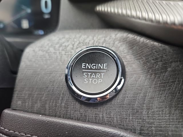 Used 2025 Ford Explorer Platinum w/ LUX Leather Package image 32