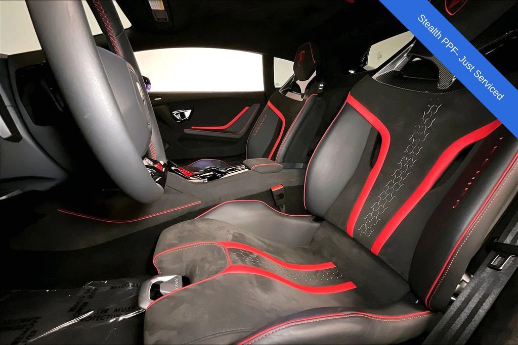 Used 2024 Lamborghini Huracan Tecnica image 27